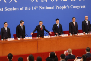 New China Premier Vows ‘Better Environment’ for Private Sector